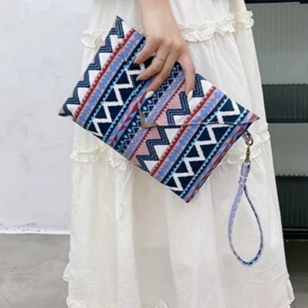 Colleen Colorful Clutch - Blue